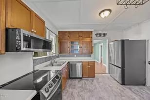 306 N Maple St, Graham, NC 27253 - Photo 20