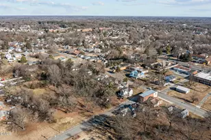 306 N Maple St, Graham, NC 27253 - Photo 42