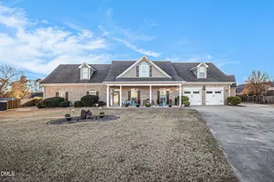 2812 Guildsmen Ct, Fayetteville, NC 28306 - Photo 2