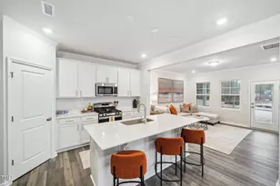 690 Maple Br Cir, Graham, NC 27253 - Photo 8