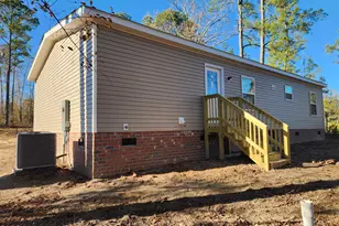 392 Monroe Ln, Erwin, NC 28339 - Photo 14