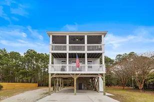 813 Driftwood Dr, Hampstead, NC 28443 - Photo 4