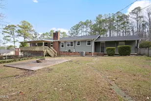 1104 Oldham Lake Rd, Sanford, NC 27330 - Photo 16