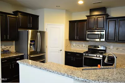264 Kylemore Circle, Cary, NC 27513 - Photo 6
