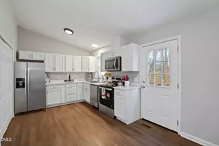 109 Grange Dr, Wendell, NC 27591 - Photo 10