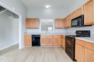 228 N Weststone Blvd, Fuquay-Varina, NC 27526 - Photo 12