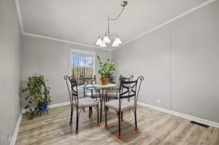 102 Foxtree Ct, Benson, NC 27504 - Photo 16