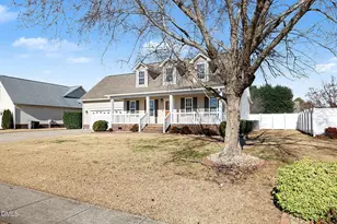 1212 Thistle Gold Dr, Hope Mills, NC 28348 - Photo 4