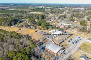 506 W Clinton St, Roseboro, NC 28382 - Photo 38