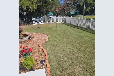 506 W Clinton Street, Roseboro, NC 28382 - Photo 32