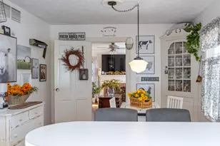 506 W Clinton St, Roseboro, NC 28382 - Photo 10