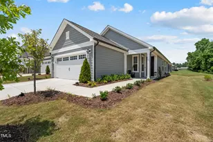 2105 Flycatcher Ln, Fuquay Varina, NC 27526 - Photo 2