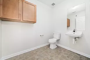 5621 Advantis Dr, Raleigh, NC 27610 - Photo 16