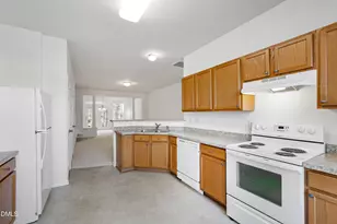 170 Point Comfort Ln, Cary, NC 27519 - Photo 16