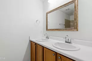 170 Point Comfort Ln, Cary, NC 27519 - Photo 26