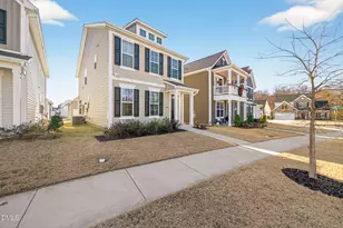 253 Buckhorn Br Pk, Clayton, NC 27520 - Photo 4