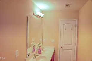 1430 Vandenberg Dr, Fayetteville, NC 28312 - Photo 34