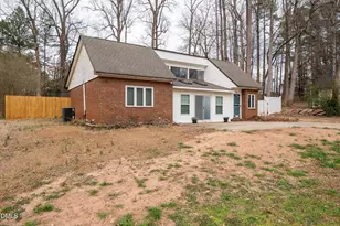 1308 Glenn Ct, Sanford, NC 27332 - Photo 4