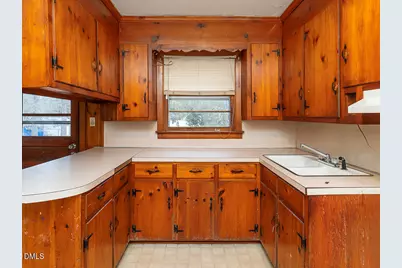 319 E Church Street, Creedmoor, NC 27522 - Photo 6