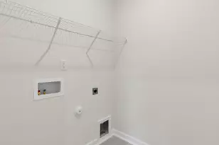 396 Rusling Leaf Dr, Fuquay Varina, NC 27526 - Photo 24