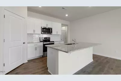 396 Rusling Leaf Drive, Fuquay Varina, NC 27526 - Photo 4