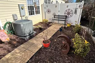 702 Village Lake Dr, Mebane, NC 27302 - Photo 30