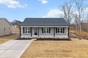 926 Micro Rd W, Selma, NC 27576 - Photo 2