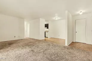 1010 Sandlin Pl, Raleigh, NC 27606 - Photo 6