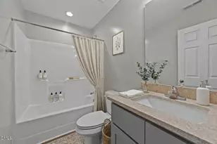 406 E Waddell St, Selma, NC 27576 - Photo 22