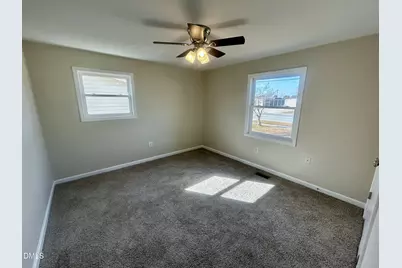403 S Market Street, Benson, NC 27504 - Photo 14