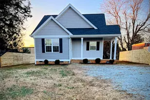 103 1st St, Haw River, NC 27258 - Photo 2