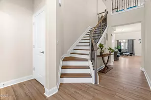 718 Toulouse Ct, Cary, NC 27519 - Photo 4