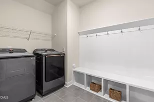 718 Toulouse Ct, Cary, NC 27519 - Photo 16