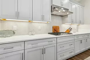 109 Wallington Ct, Holly Springs, NC 27540 - Photo 16