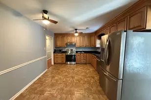 101 Clubview Ct, Rocky Mount, NC 27804 - Photo 8