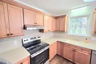 107 Oak Park Dr, Benson, NC 27504 - Photo 16