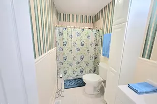 107 Oak Park Dr, Benson, NC 27504 - Photo 42