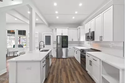 221 E Lee Street, Raleigh, NC 27601 - Photo 16