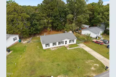 384 Jamestown Drive, Spring Lake, NC 28390 - Photo 34