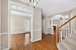 102 Hemingford Grey Ct, Cary, NC 27518 - Photo 8