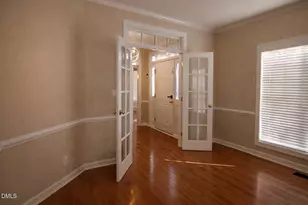 102 Hemingford Grey Ct, Cary, NC 27518 - Photo 8