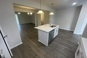 1021 Peony Ln, Youngsville, NC 27596 - Photo 4