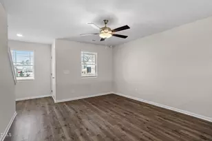 1025 Peony Ln, Youngsville, NC 27596 - Photo 4