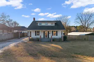 304 S 17th St, Erwin, NC 28339 - Photo 6