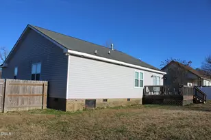 212 Sunridge Ln, Pikeville, NC 27863 - Photo 4