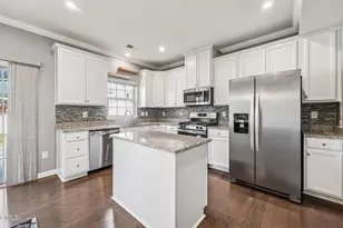 111 Indigo Dusk Wy, Raleigh, NC 27603 - Photo 2