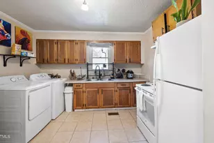 1465 Maplewood Dr, Durham, NC 27704 - Photo 14