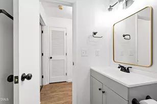 249 Summerwalk Cir, Chapel Hill, NC 27517 - Photo 20