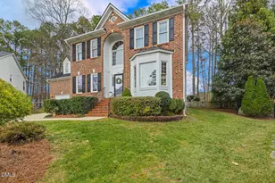 3612 Summer Leaf Ct, Raleigh, NC 27615 - Photo 2