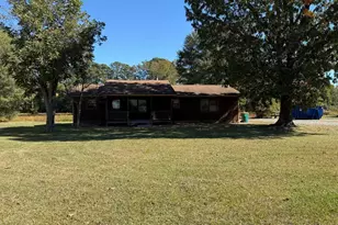 412 W Main St, Selma, NC 27576 - Photo 2